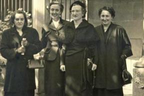 ARABA SAREA, EMAKUME ESPIOI IKUSEZINAK